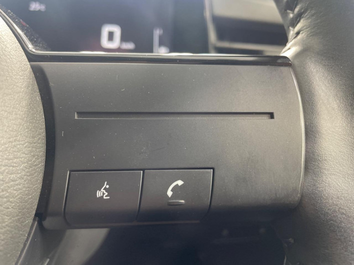 2021 Nissan Note 6AA-E13 (UW-6a3603dec6c55)[10]
