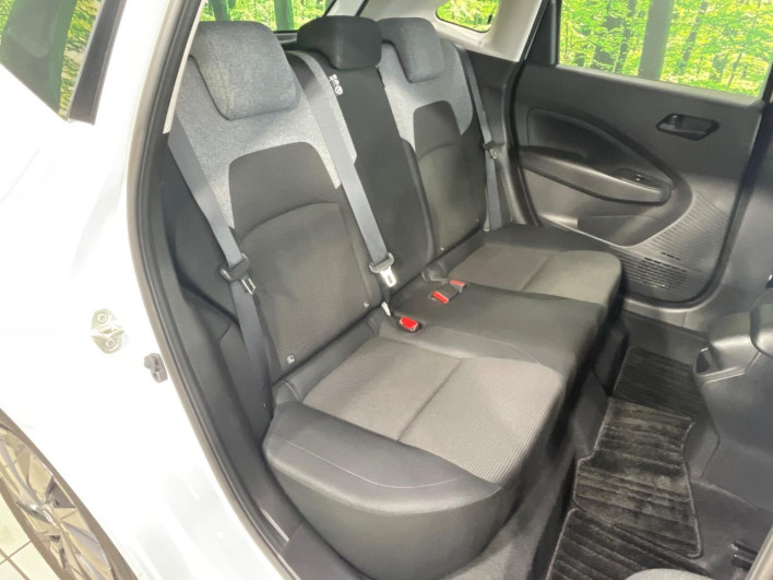 2021 Nissan Note 6AA-E13 (UW-6a3603dec6c55)[26]