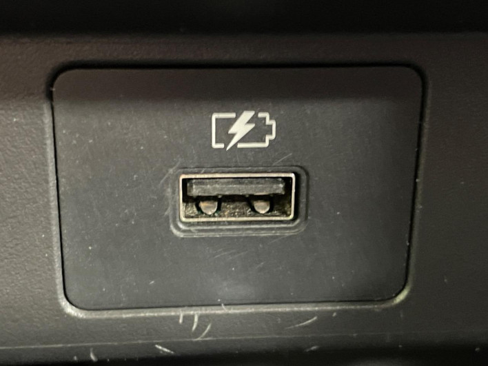 2021 Nissan Note 6AA-E13 (UW-6a3603dec6c55)[17]