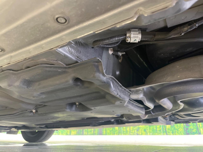 2021 Nissan Note 6AA-E13 (UW-6a3603dfaa47a)[8]