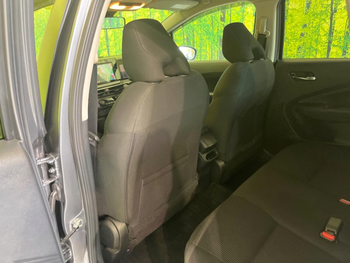 2021 Nissan Note 6AA-E13 (UW-6a3603dfaa47a)[10]