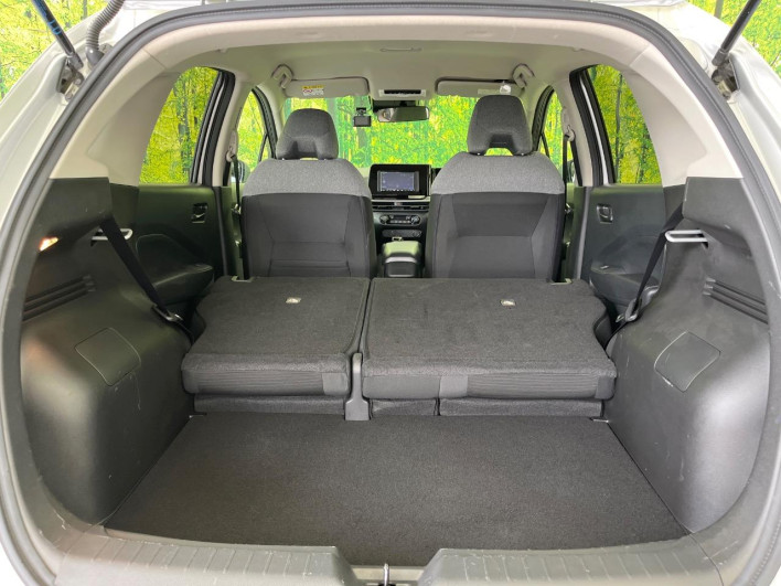 2022 Nissan Note 6AA-E13 (UW-6a3603e0e58bc)[28]