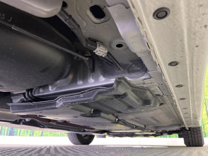2022 Nissan Note 6AA-E13 (UW-6a3603e0e58bc)[25]