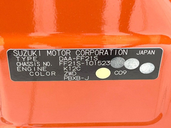 2016 Suzuki Ignis DAA-FF21S (UW-6a3603e67762c)[1]