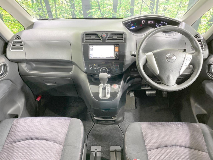 2011 Nissan Serena DBA-FNC26 (UW-6a3603e90f77f)[13]