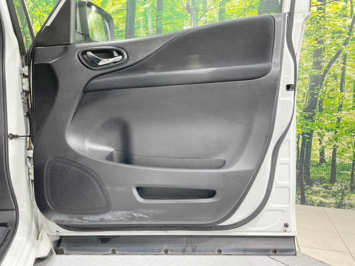 2011 Nissan Serena DBA-FNC26 (UW-6a3603e90f77f)[16]