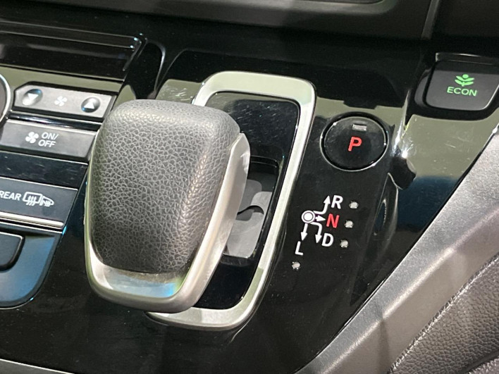 2021 Honda Freed hybrid 6AA-GB7 (UW-6a3603eccd919)[26]