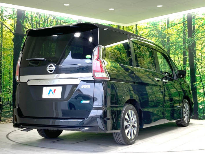 2016 Nissan Serena DAA-GFC27 (UW-6a3603f33431b)[10]