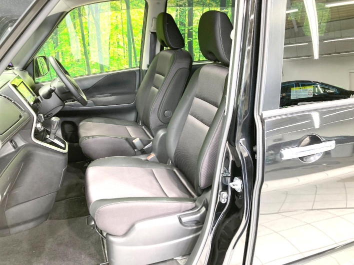 2016 Nissan Serena DAA-GFC27 (UW-6a3603f33431b)[14]