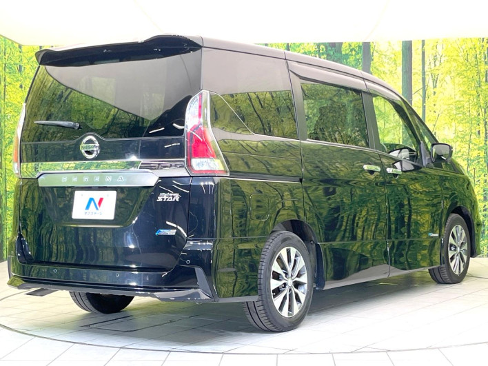 2017 Nissan Serena DAA-GFC27 (UW-6a3603f3e9490)[29]
