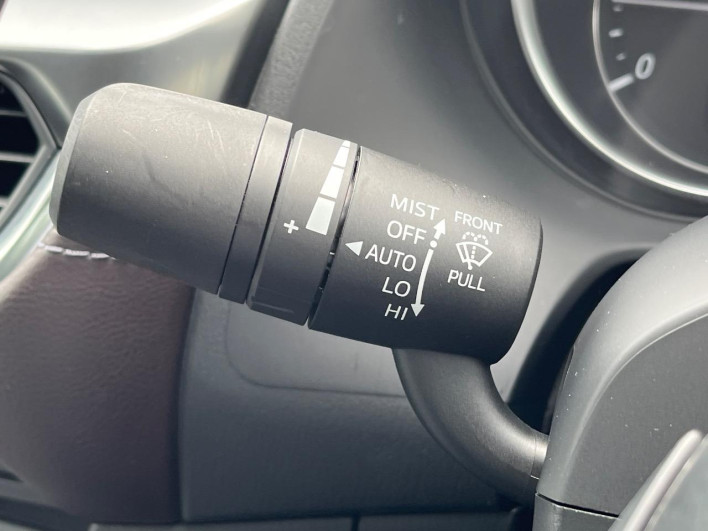 2015 Mazda Atenza Sedan LDA-GJ2FP (UW-6a3603fc462df)[12]