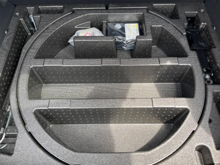 2024 Mitsubishi Eclipse Cross 5BA-GK1W (UW-6a3603fdd58e9)[21]