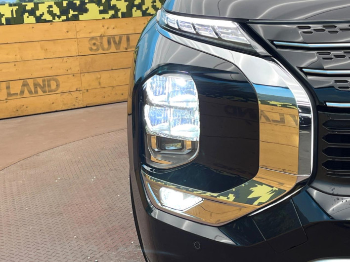 2022 Mitsubishi OUTLANDER PHEV 5LA-GN0W (UW-6a3603ffc6eaf)[14]