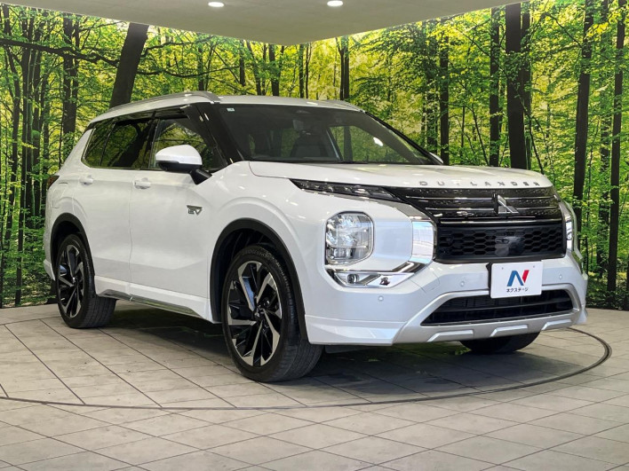 2023 Mitsubishi OUTLANDER PHEV 5LA-GN0W (UW-6a3604006eba5)[20]