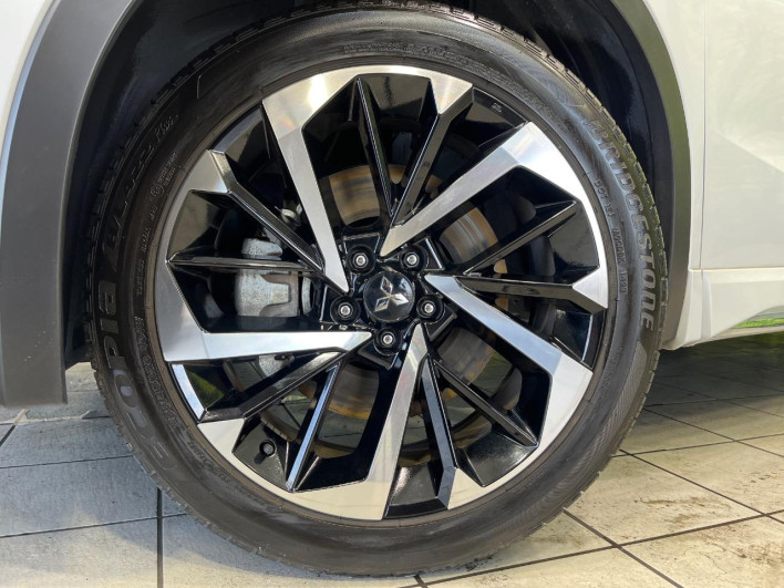 2023 Mitsubishi OUTLANDER PHEV 5LA-GN0W (UW-6a3604006eba5)[6]