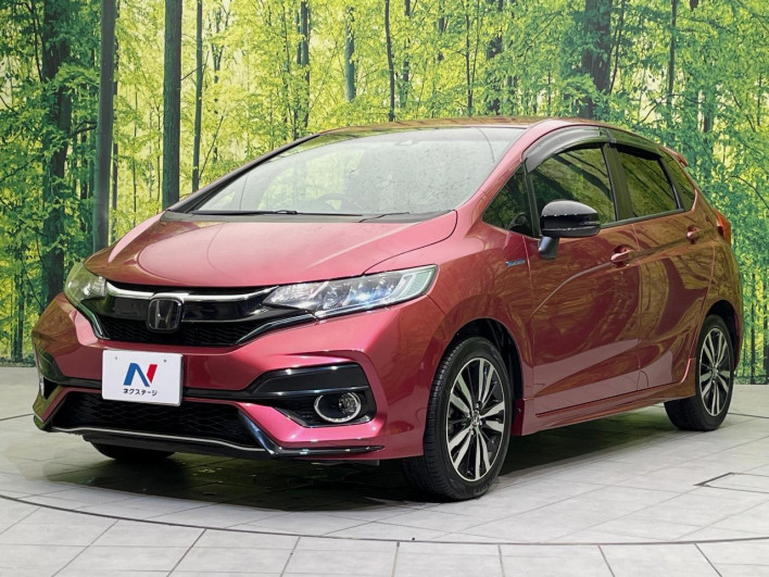 2017 Honda Fit Hybrid DAA-GP5 (UW-6a360402a1f6c)[13]