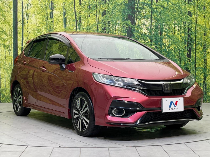 2017 Honda Fit Hybrid DAA-GP5 (UW-6a360402a1f6c)[7]