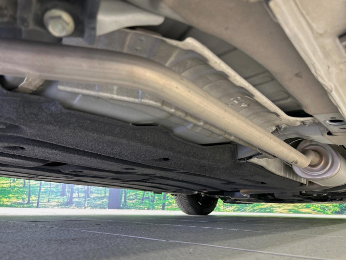 2015 Honda SHUTTLE DAA-GP7 (UW-6a360403c107e)[25]