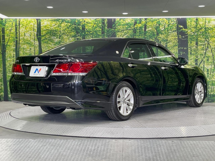 2013 Toyota Crown DBA-GRS210 (UW-6a360405dd8fe)[14]