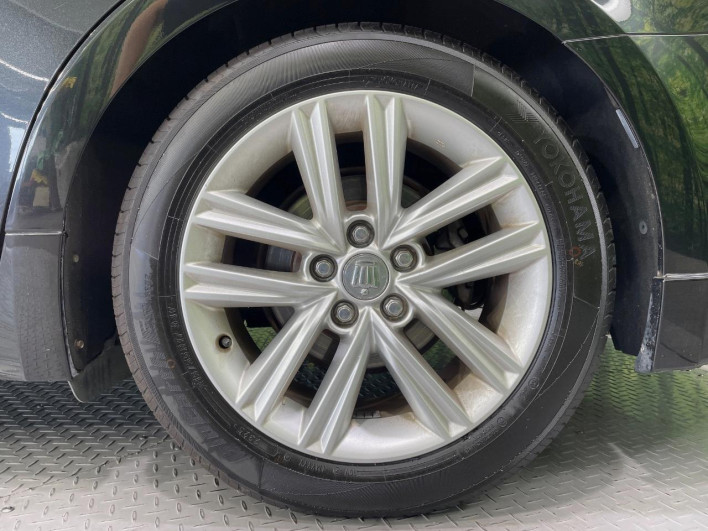 2013 Toyota Crown DBA-GRS210 (UW-6a360405dd8fe)[6]