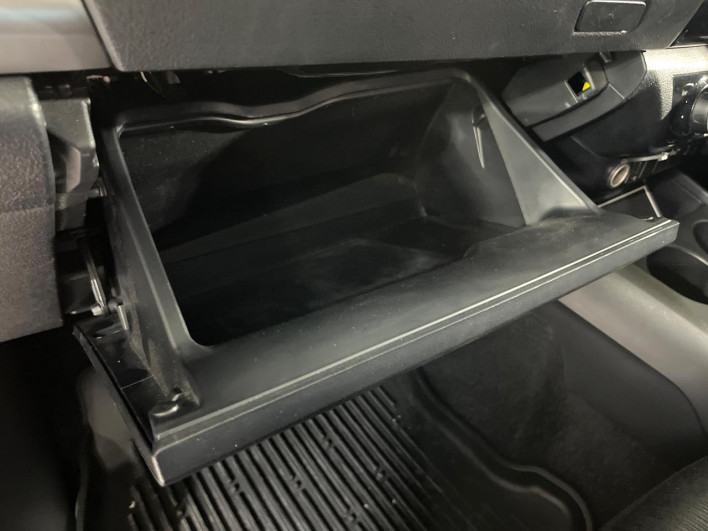 2023 Toyota Hilux 3DF-GUN125 (UW-6a36040e30f17)[22]