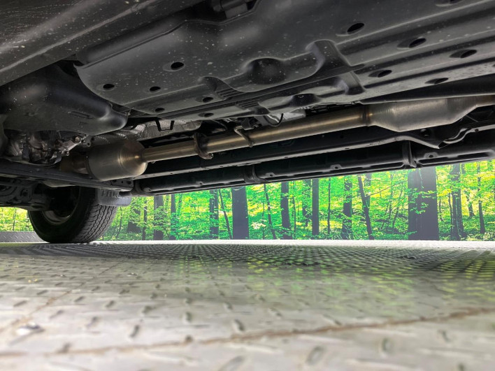 2023 Toyota Hilux 3DF-GUN125 (UW-6a36040e30f17)[17]