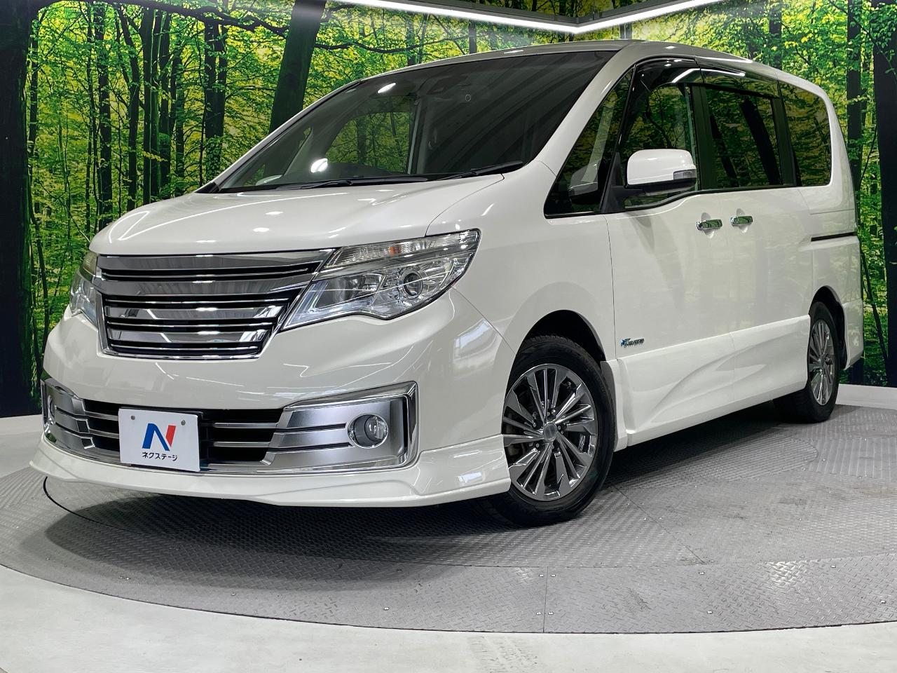 2014 Nissan Serena DAA-HC26