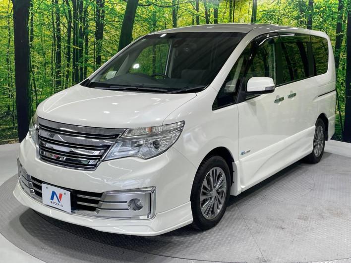 2014 Nissan Serena DAA-HC26 (UW-6a360416e468a)[14]