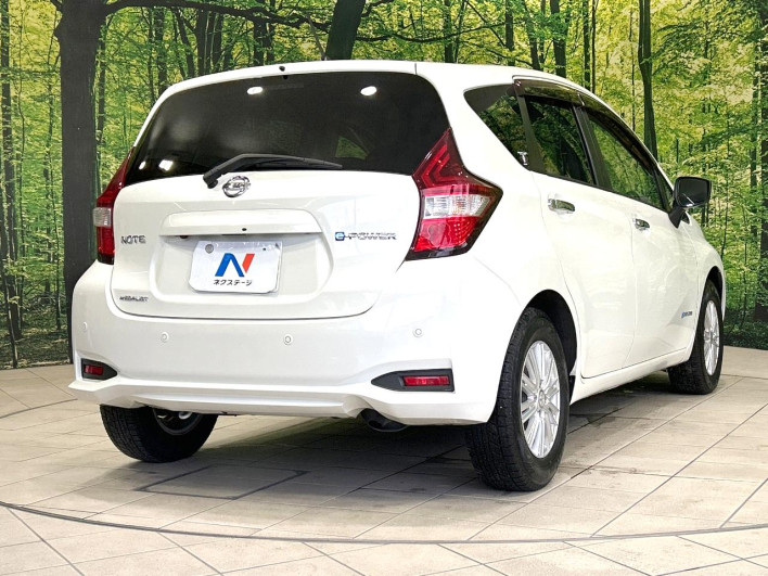 2016 Nissan Note DAA-HE12 (UW-6a360417e78f2)[29]