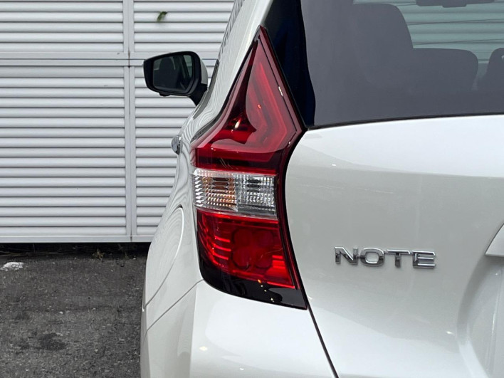 2017 Nissan Note DAA-HE12 (UW-6a3604192d037)[19]