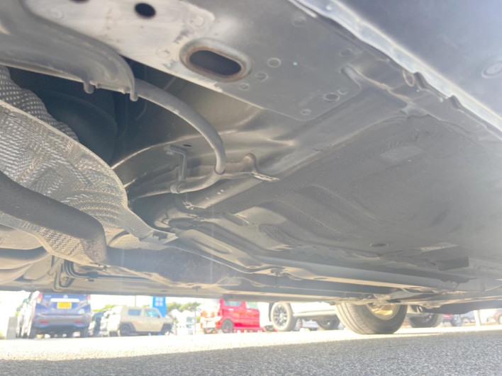 2018 Nissan Note DAA-HE12 (UW-6a360419308df)[19]