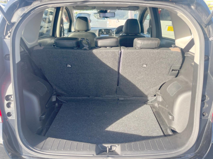 2018 Nissan Note DAA-HE12 (UW-6a360419308df)[23]