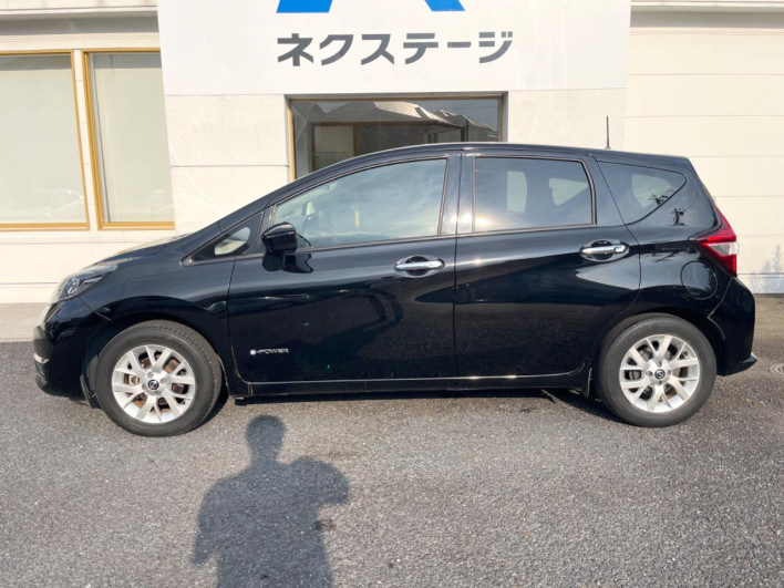 2018 Nissan Note DAA-HE12 (UW-6a36041a43cb8)[17]
