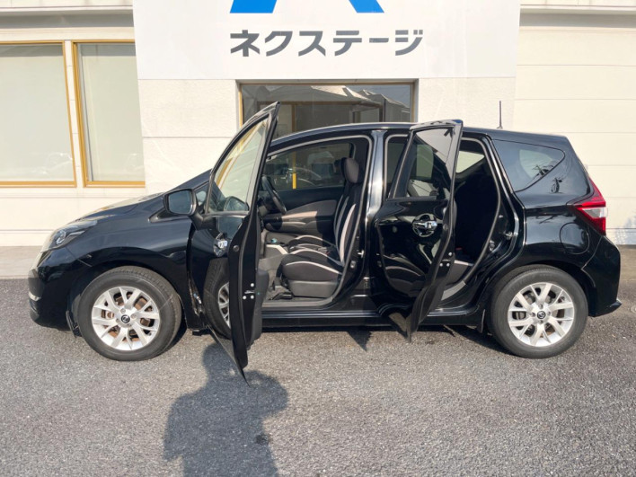 2018 Nissan Note DAA-HE12 (UW-6a36041a43cb8)[18]