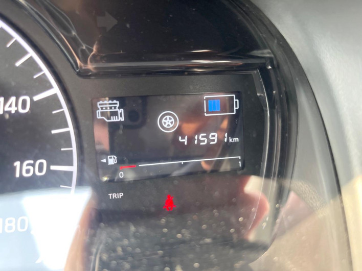 2018 Nissan Note DAA-HE12 (UW-6a36041a43cb8)[2]