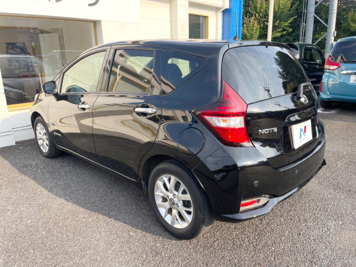 2018 Nissan Note DAA-HE12 (UW-6a36041a43cb8)[16]