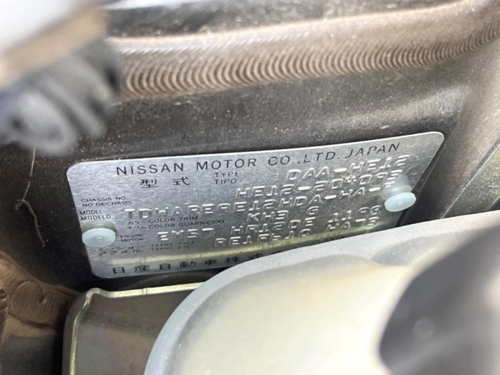 2018 Nissan Note DAA-HE12 (UW-6a36041a43cb8)[1]