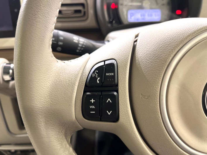 2015 Suzuki ALTO Lapin DBA-HE33S (UW-6a36041c4c9b9)[13]