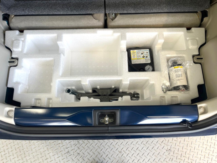 2018 Suzuki ALTO Lapin DBA-HE33S (UW-6a36041ebb311)[25]