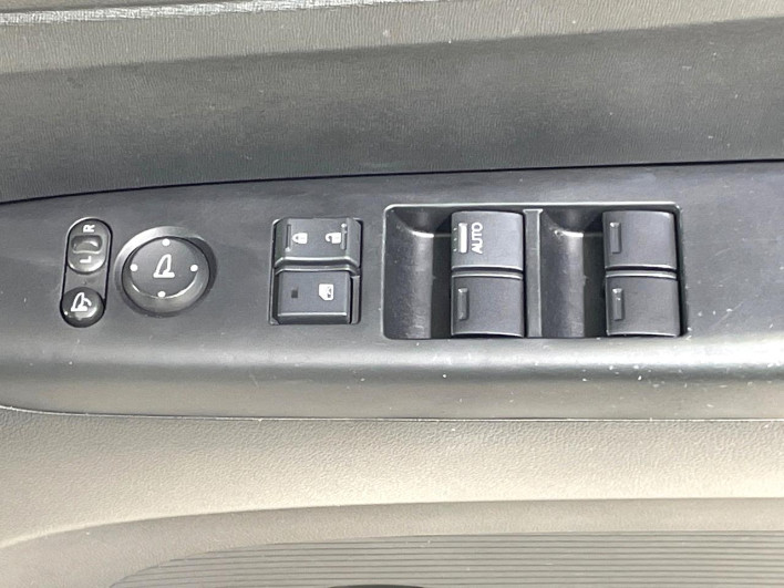 2015 Honda N-BOX DBA-JF1 (UW-6a3604350b1e4)[26]