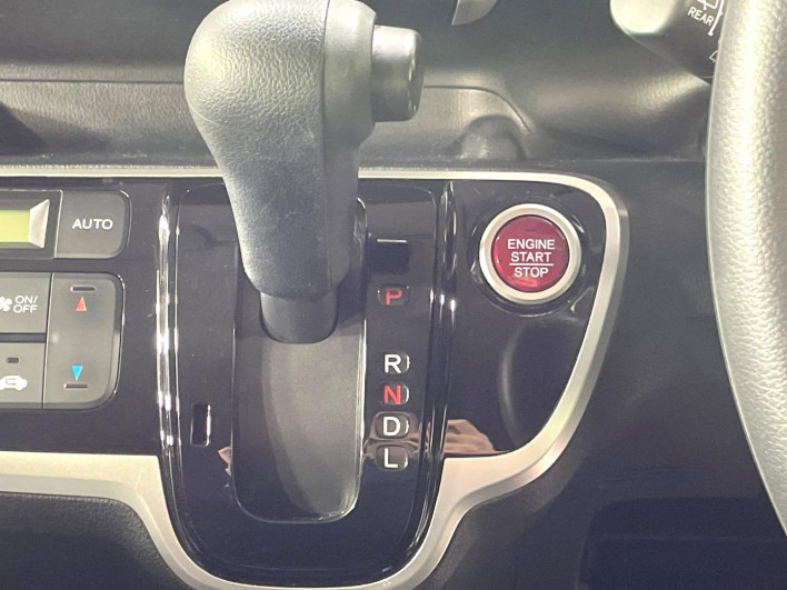 2015 Honda N-BOX DBA-JF1 (UW-6a3604350b1e4)[18]