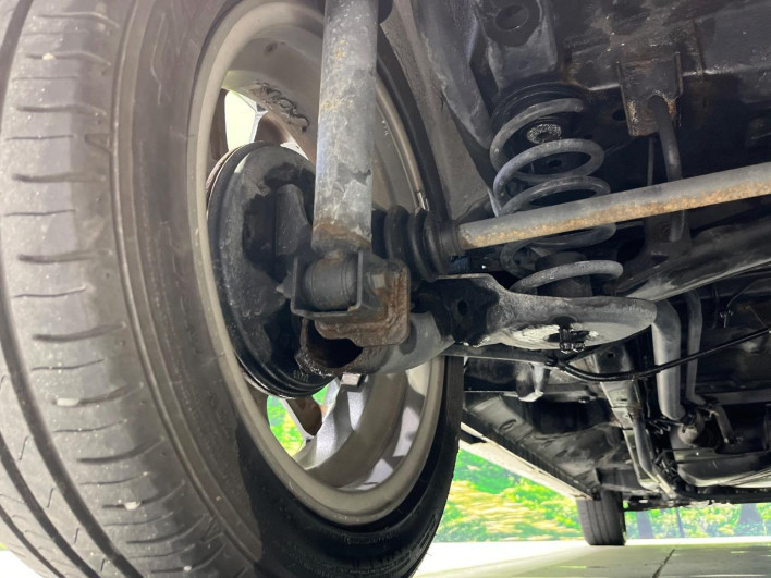 2016 Honda N-BOX CUSTOM DBA-JF2 (UW-6a36043a56a11)[28]