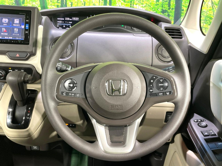 2018 Honda N-BOX DBA-JF3 (UW-6a36043c84d06)[21]