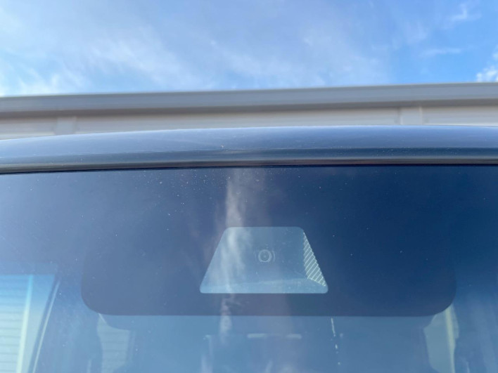 2018 Honda N-BOX CUSTOM DBA-JF3 (UW-6a36043cc747d)[5]