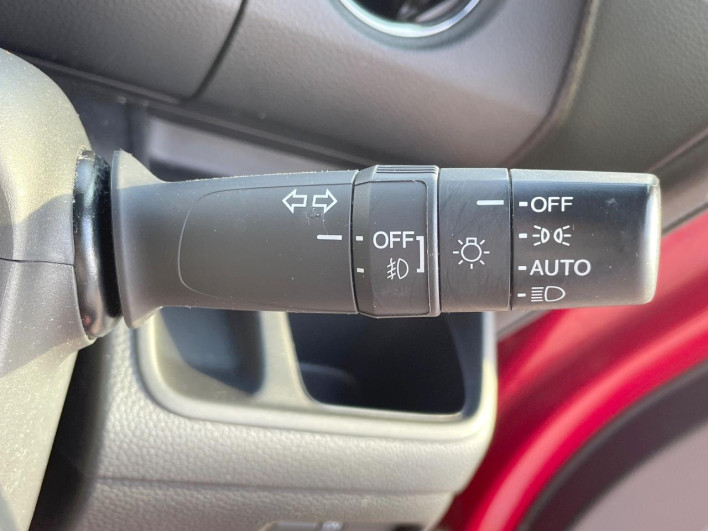 2018 Honda N-BOX CUSTOM DBA-JF3 (UW-6a36043cc747d)[27]