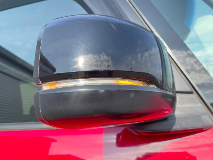 2018 Honda N-BOX CUSTOM DBA-JF3 (UW-6a36043cc747d)[9]