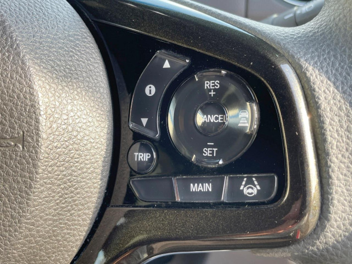 2018 Honda N-BOX CUSTOM DBA-JF3 (UW-6a36043cc747d)[25]