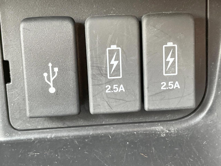 2018 Honda N-BOX CUSTOM DBA-JF3 (UW-6a36043cc747d)[29]