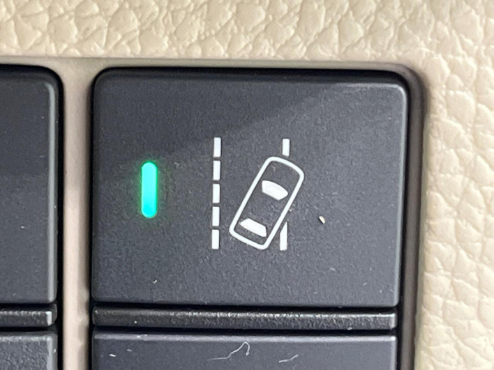 2018 Honda N-BOX DBA-JF3 (UW-6a36043d6fb43)[9]