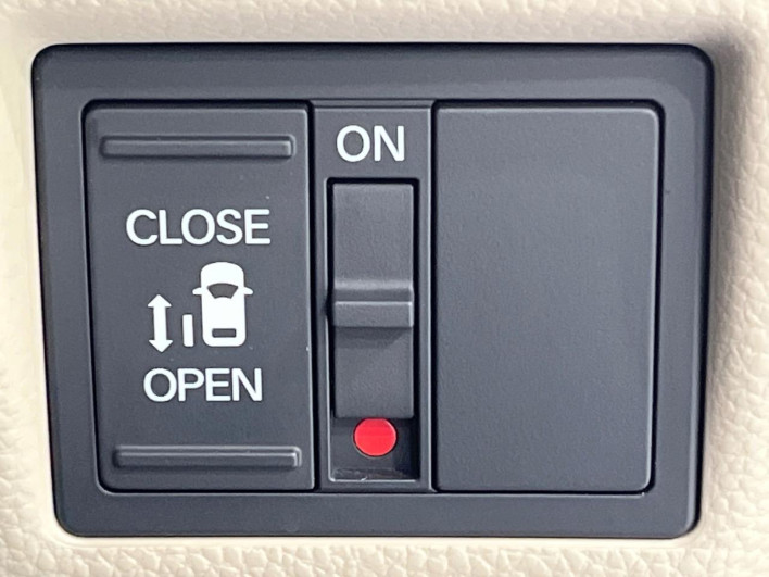 2018 Honda N-BOX DBA-JF3 (UW-6a36043d6fb43)[7]